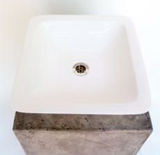 Edge Small Countertop Square 420x420x110mm